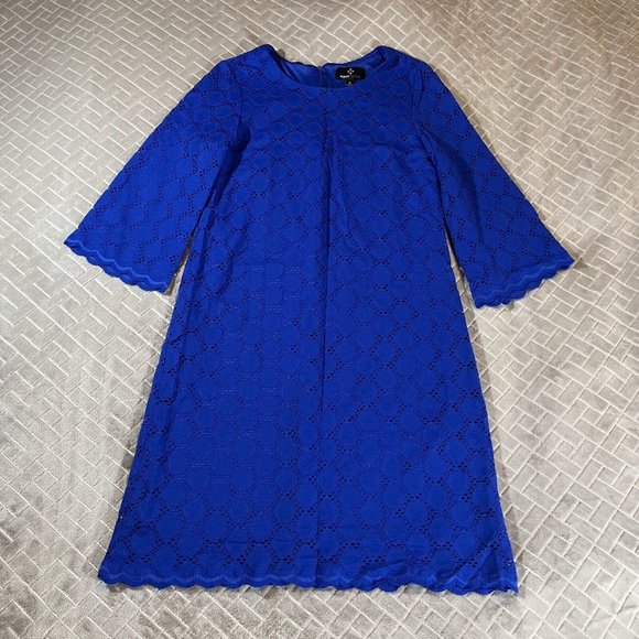 Ronni Nicole Dresses & Skirts - Ronni Nicole Women Medium Shift Dress Blue Lacey Scalloped Hem Short Knee Length